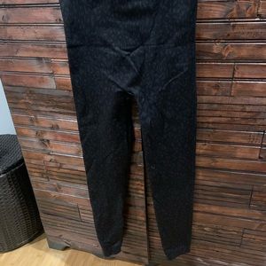 Spanx Size Medium  animal print Legging